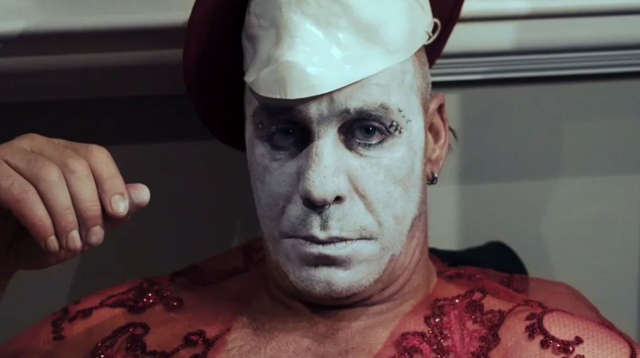 Lindemann platz eins uncensored